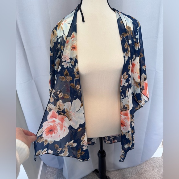 Open front top - Picture 2 of 5